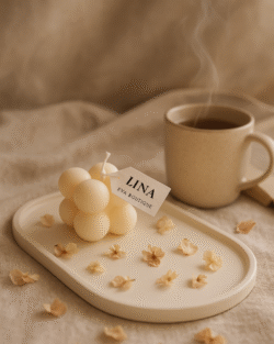 Bougie Lina fabriquée en cire de soja-design épuré.